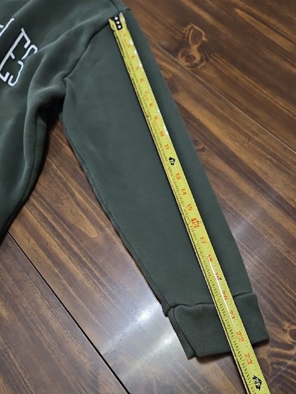 Hollister Olive Green "Los Angeles" Crewneck Sweatshirt - Picture 5 of 8